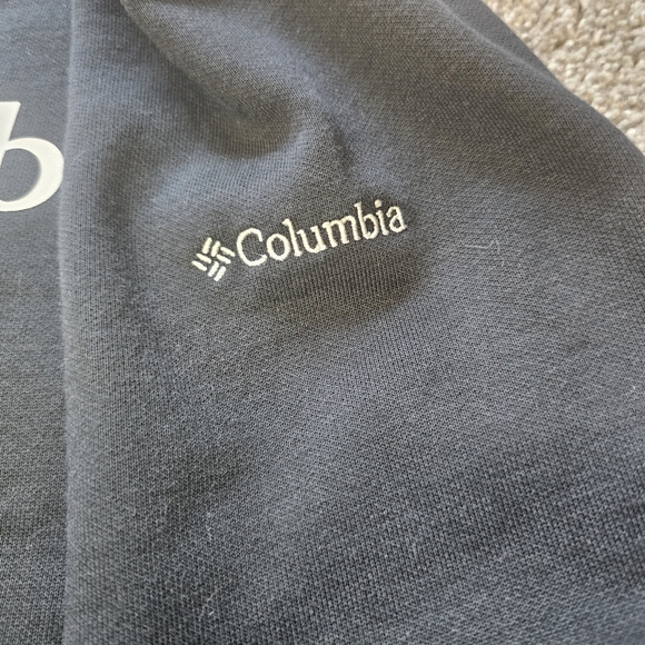 Columbia logo Sweatshirt - Picture 7 of 12